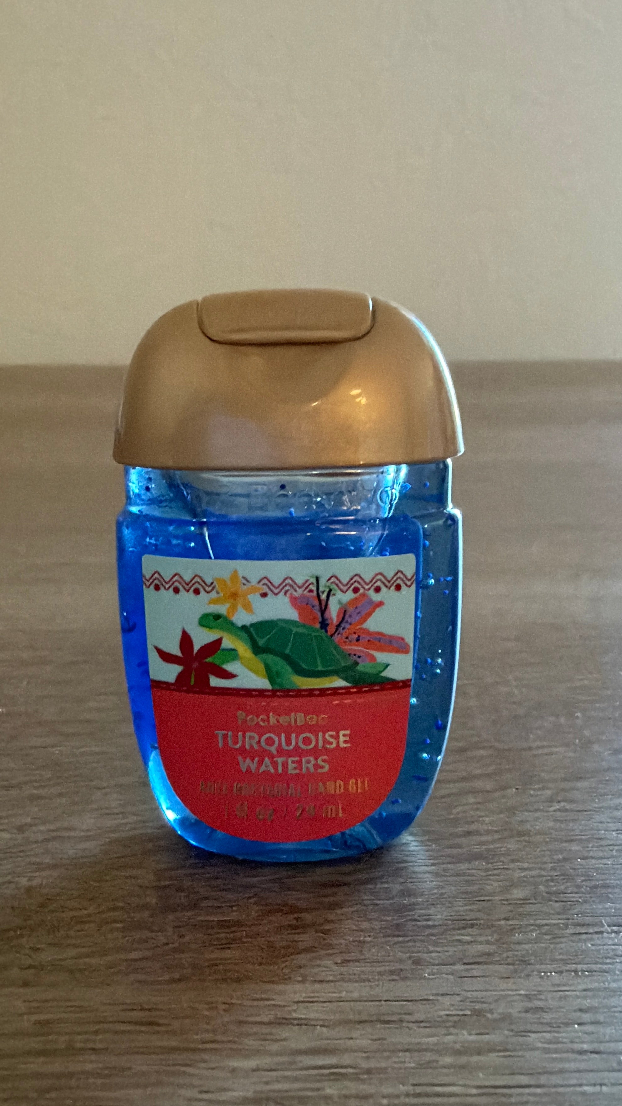 Turquoise waters anti-bacterial hand gel