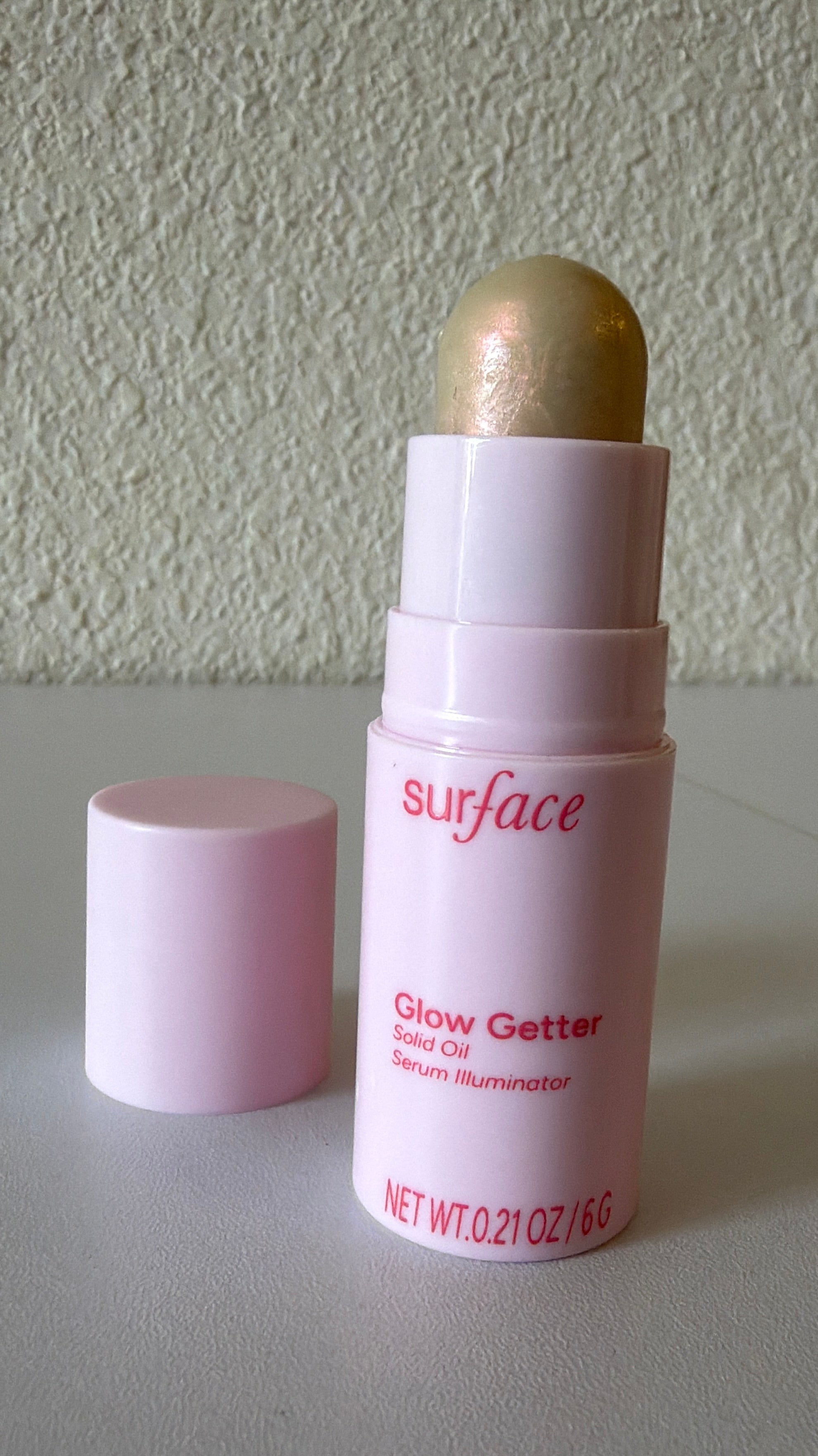 Glow getter solid oil